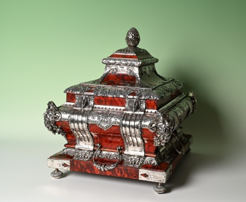 18th century - A document chest covered in tortoiseshell and fitted with silver