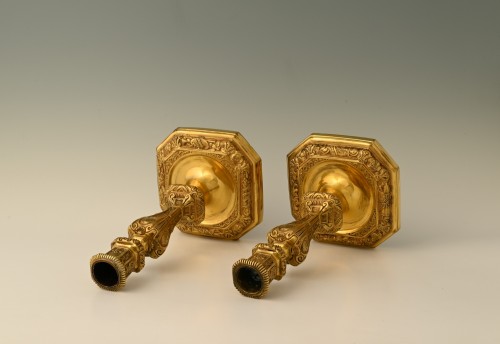 Antiquités - Pair of candlesticks, 18th century