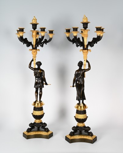 XIXe siècle - Impressionnante paire de candélabres vers 1820