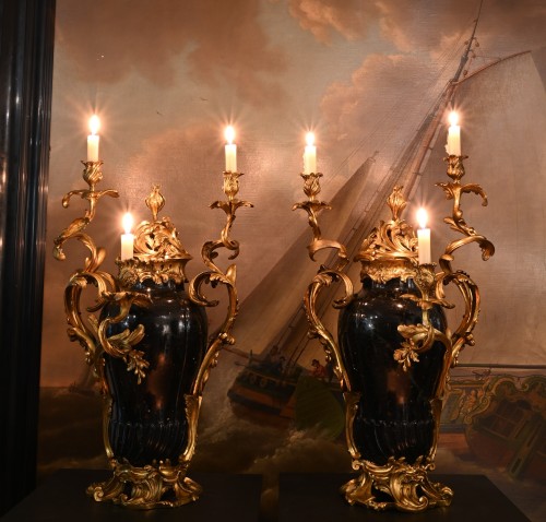 Paire de candélabres, signée "Escalier de Cristal Paris" - Limburg Antiquairs