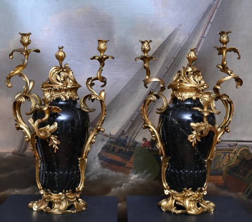 XIXe siècle - Paire de candélabres, signée "Escalier de Cristal Paris"