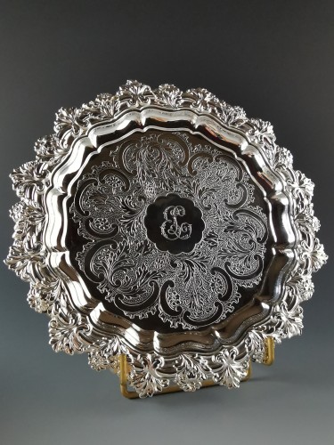silverware & tableware  - Odiot - Tripod Presentation Dish .950 Silver, Paris 1819-38