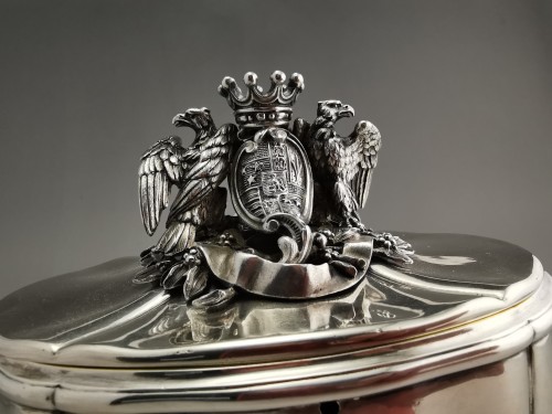 Odiot - Silver Box With The Arms Of De Breteuil Family - silverware & tableware Style 