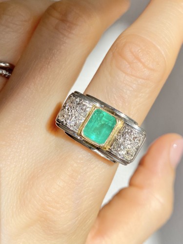 White and yellow gold emerald and diamonds Tank ring - Art Déco