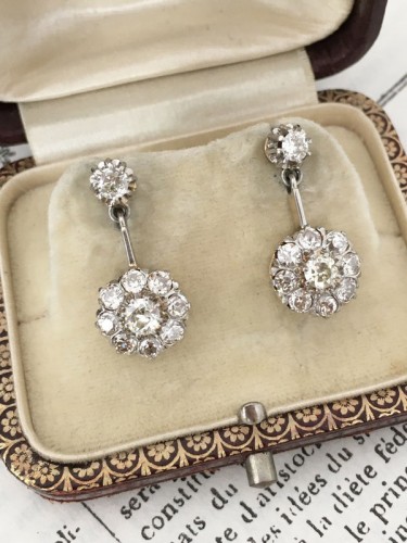 Antique yellow gold and diamond drop earrings - 