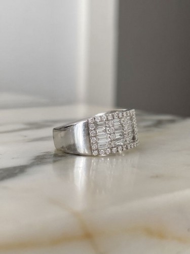 Bague en or blanc et diamants - Maison Tres Or