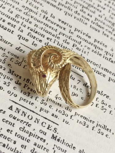 Années 50-60 - Bague en or jaune représentant une tête de bélier
