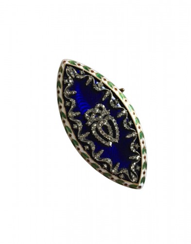 Navette-shaped brooch in gold and silver, mid-19th century.