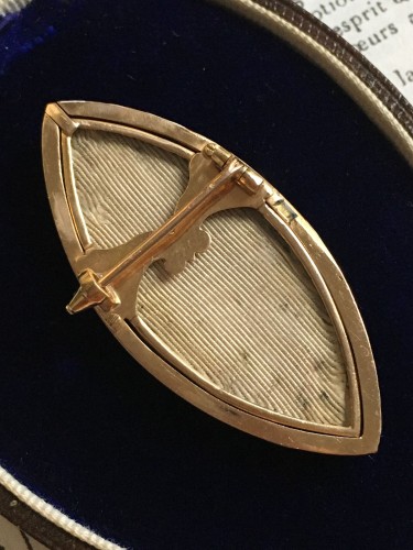  - Navette-shaped brooch in gold and silver, mid-19th century.