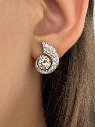 Paire de clips d'oreilles Art Déco "Coquillages" - Art Déco