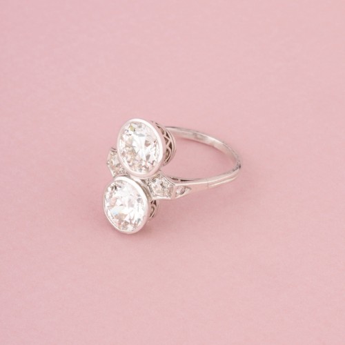 Antique Art Deco Toi &amp; Moi Ring In Platinum And Diamonds - Antique Jewellery Style Art Déco