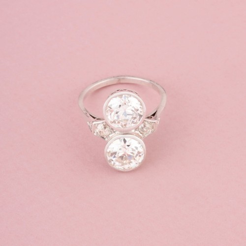 Antique Art Deco Toi &amp; Moi Ring In Platinum And Diamonds - 