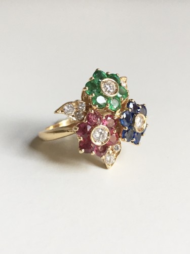 Bijouterie, Joaillerie Bagues - Bague fleurs en or saphirs et rubis et émeraudes et diamants