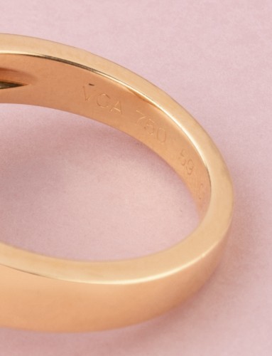  - Van Cleef &amp; Arpels -  "pure Alhambra" Ring In Yellow Gold