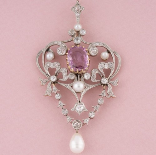 Pendentif Belle Époque en or jaune et platine serti d’un saphir rose - Maison Tres Or