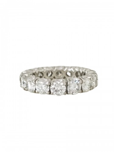 American wedding band in platinum and diamonds