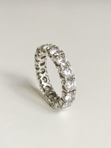 American wedding band in platinum and diamonds - 