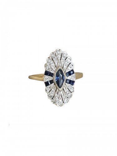 Bague Art Déco en or jaune, saphirs et diamants