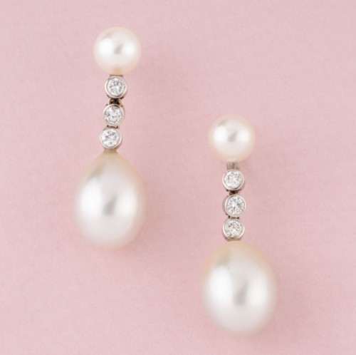  - LEYSEN Frères - Paire de boucles d’oreilles à transformation en or blanc 18K perles et