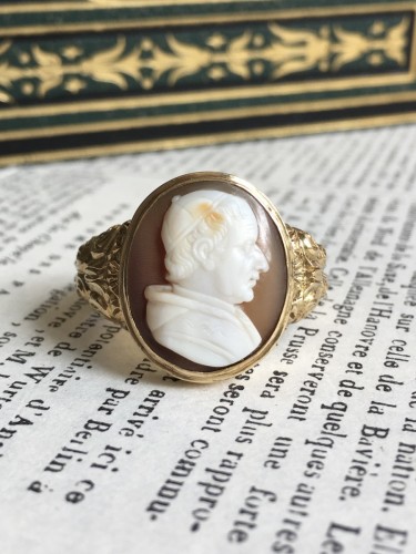 Antique Jewellery  - Signet Ring In Yellow Gold, Pope Gregory XVI (1765 - 1846)