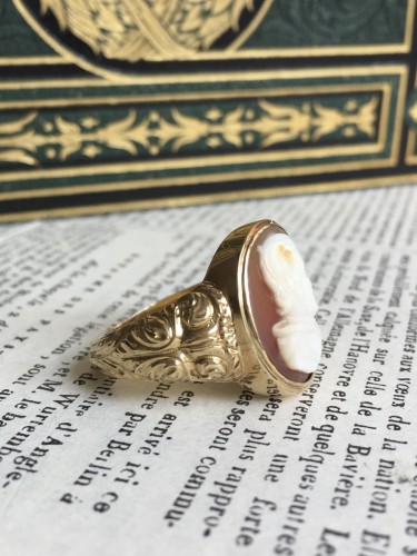 19th century - Signet Ring In Yellow Gold, Pope Gregory XVI (1765 - 1846)