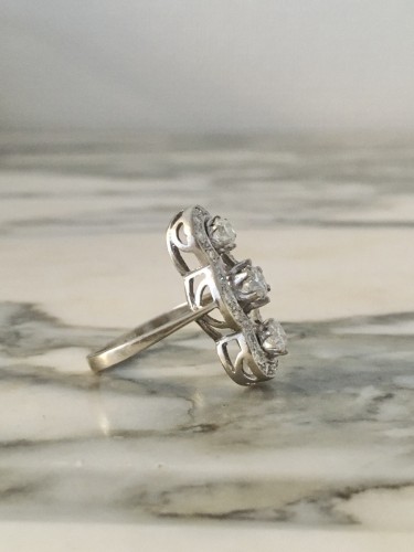 20th century - Vintage ring in 18k white gold and diamonds