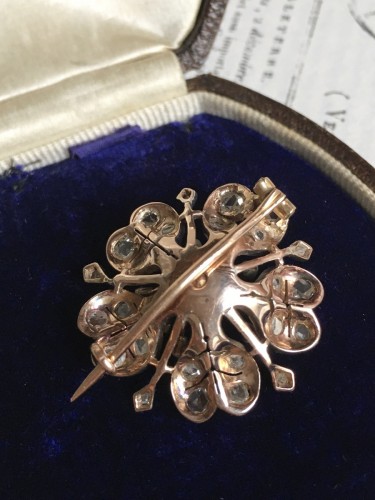  - Broche fleur fin 19e siècle en or rose et argent et diamants