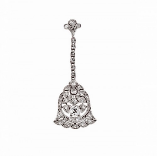 Art Deco Pendant In Platinum And Diamonds