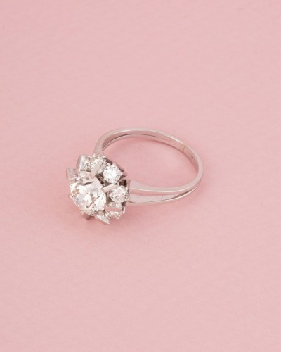 Bague marguerite en platine et diamants 2,89 ct - 