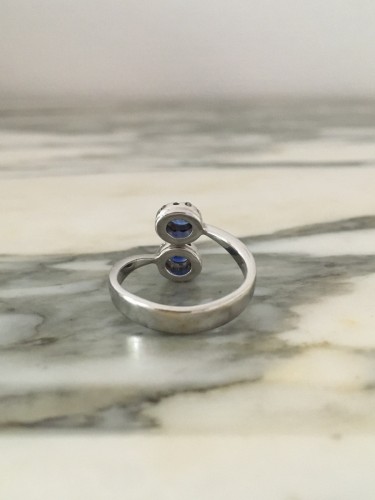 Bague Toi & Moi en or blanc saphirs et diamants - 