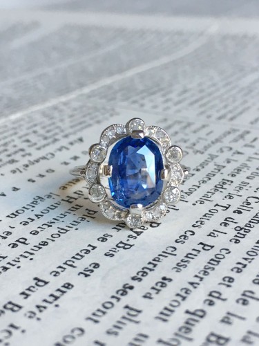 Bague Belle Époque saphir Ceylan non chauffé 3,55 ct et diamants - 