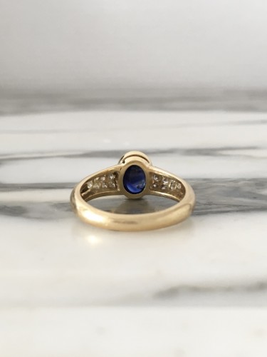 Antiquités - Bague en or jaune saphir et diamants