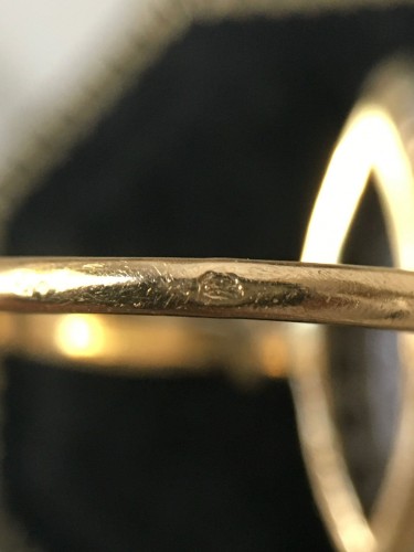 Antiquités - Bague navette en or blanc et jaune diamants