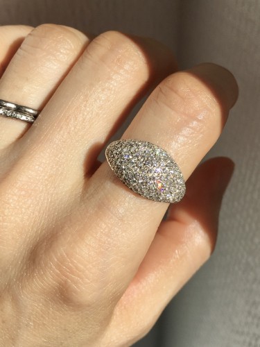 Antiquités - White gold dome ring with diamonds