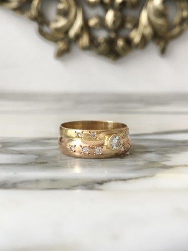 Antique Jewellery  - Bague en or jaune et rose et diamants
