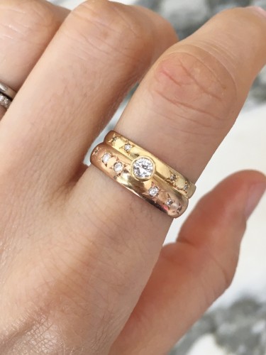 Antiquités - Bague en or jaune et rose et diamants