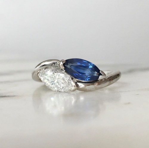 "toi &amp; Moi" ring in white gold with sapphire and diamond - Antique Jewellery Style 