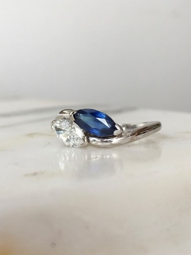 20th century - "toi &amp; Moi" ring in white gold with sapphire and diamond