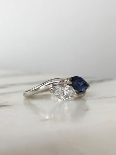 - "toi &amp; Moi" ring in white gold with sapphire and diamond