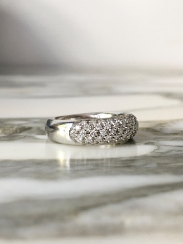 20th century - Damiani ring in white gold with diamonds