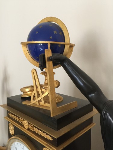 Horlogerie Pendule - Pendule figurant l'astronomie, époque Empire