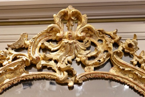 A French Rgence Giltwood Mirror - French Regence