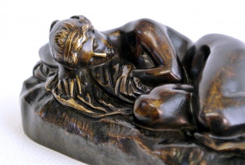 Antiquités - Jeune femme couchée James Pradier (1790-1852)
