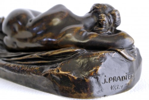 Antiquités - Jeune femme couchée James Pradier (1790-1852)