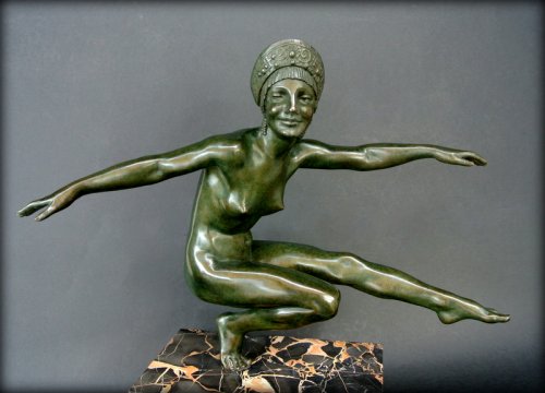 Art déco bronze figure by zinsky - Sculpture Style Art Déco