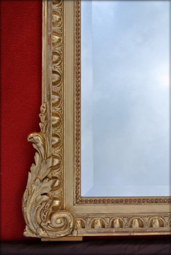 Antiquités - Miroir du XIXe doré à la feuille d'or