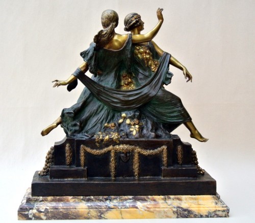 Antiquités - Art-Nouveau statue signed J D Guirande ( Joe Descomps)