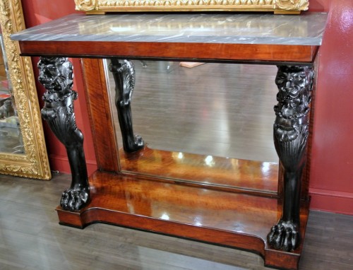 XIXe siècle - Console en noyer du début XIXe