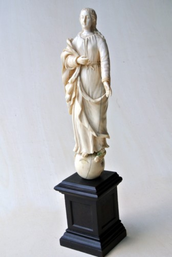 Sculpture representing the Virgin, ivory late 17th century - 