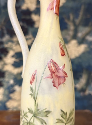 20th century - Daum Nancy - Art nouveau Enameled pitcher with columbine flowers